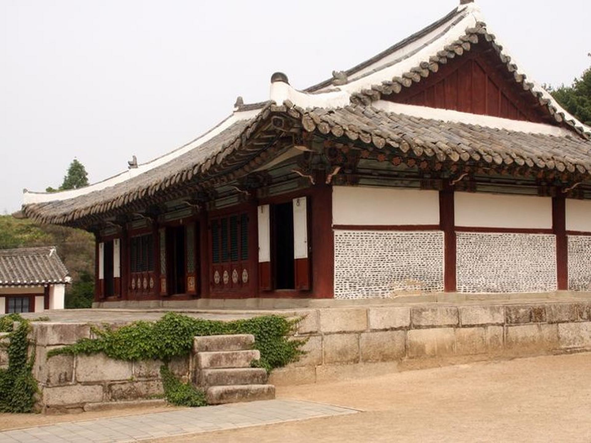 Kaesong History Museum